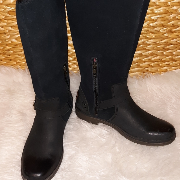 Shoes - UGG Thomsen